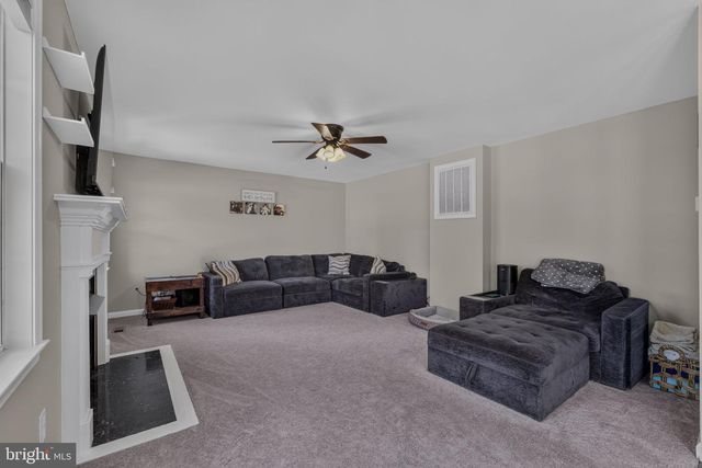 8115 OAK WOOD DR, King George, VA 22485