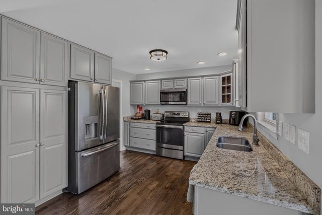 8115 OAK WOOD DR, King George, VA 22485