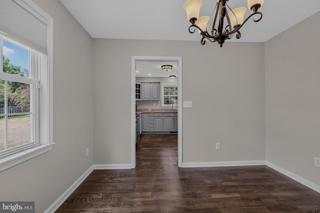 8115 OAK WOOD DR, King George, VA 22485