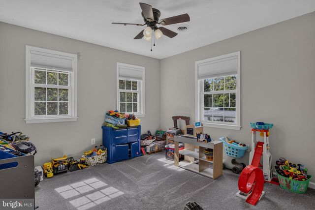 8115 OAK WOOD DR, King George, VA 22485