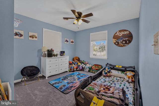 8115 OAK WOOD DR, King George, VA 22485