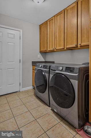 8115 OAK WOOD DR, King George, VA 22485