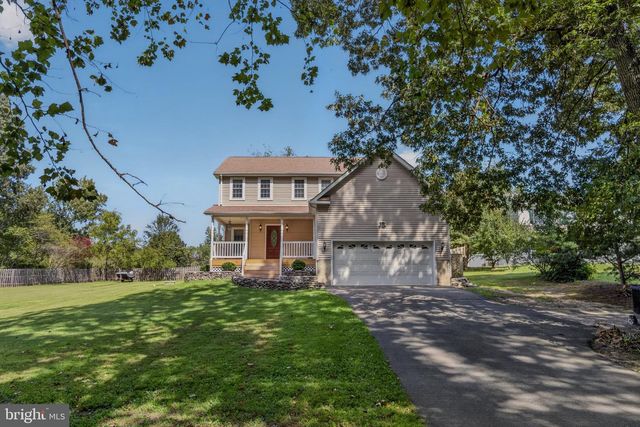8115 OAK WOOD DR, King George, VA 22485