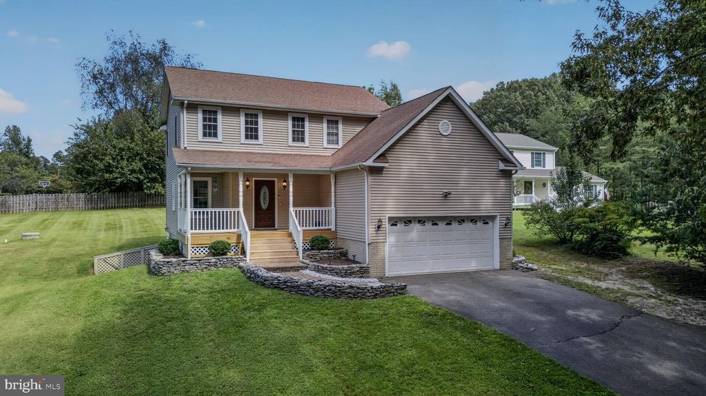8115 OAK WOOD DR, King George, VA 22485