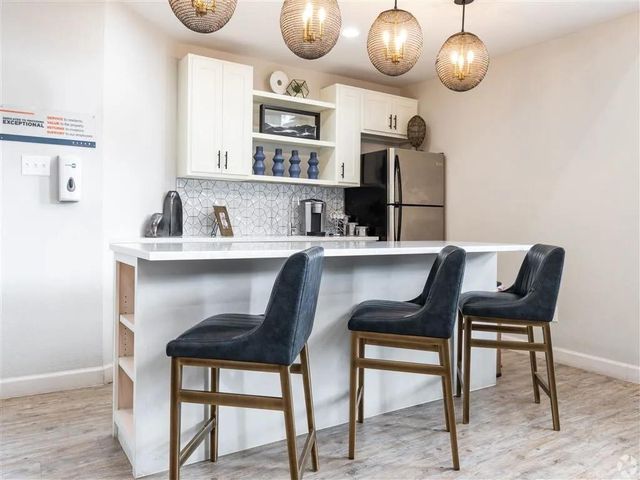 7610 Cameron Rd 2103, Austin, TX 78752