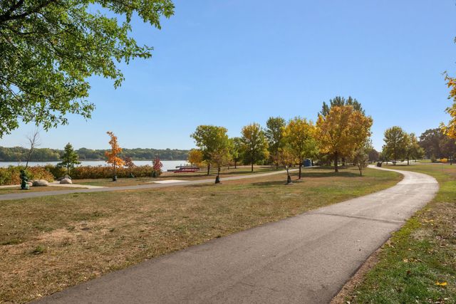 1181 Bush Avenue, Saint Paul, MN 55106