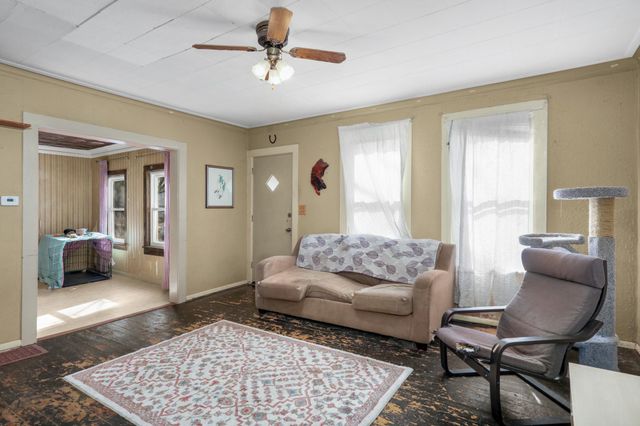 1181 Bush Avenue, Saint Paul, MN 55106