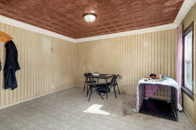 1181 Bush Avenue, Saint Paul, MN 55106