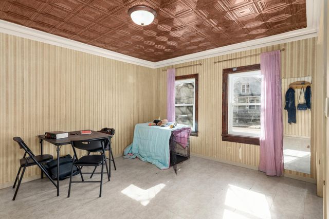 1181 Bush Avenue, Saint Paul, MN 55106