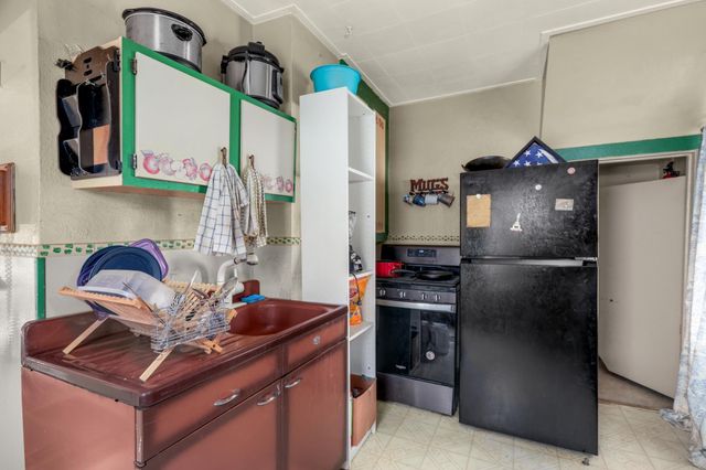 1181 Bush Avenue, Saint Paul, MN 55106