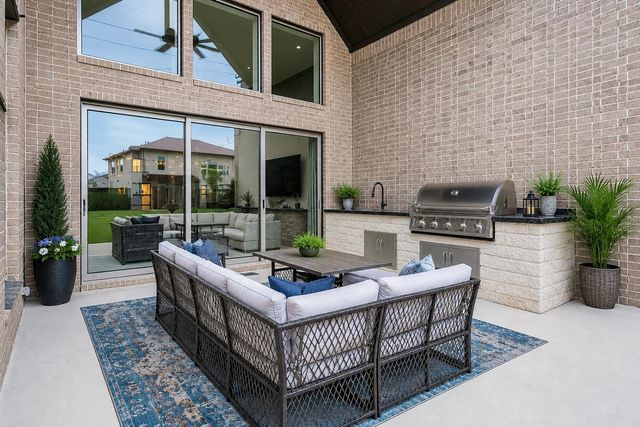 13810 Friarstone Pointe Drive, Cypress, TX 77433