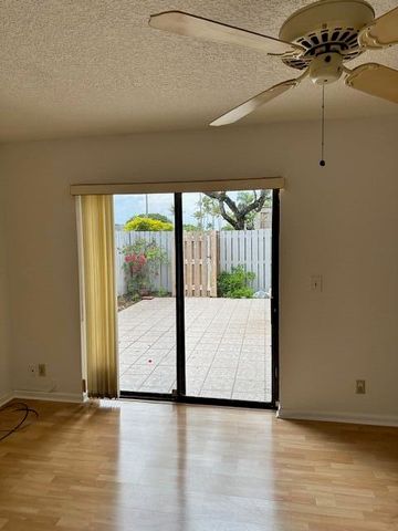 417 Arabian Road, Palm Springs, FL 33461