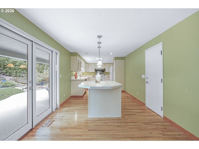 4729 Se CONCORD Rd, Milwaukie, OR 97267