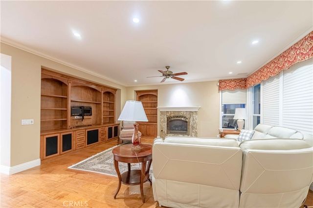 260 Heath Meadow Court, Simi Valley, CA 93065