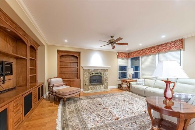 260 Heath Meadow Court, Simi Valley, CA 93065