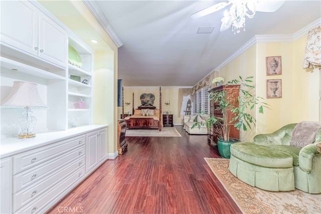260 Heath Meadow Court, Simi Valley, CA 93065