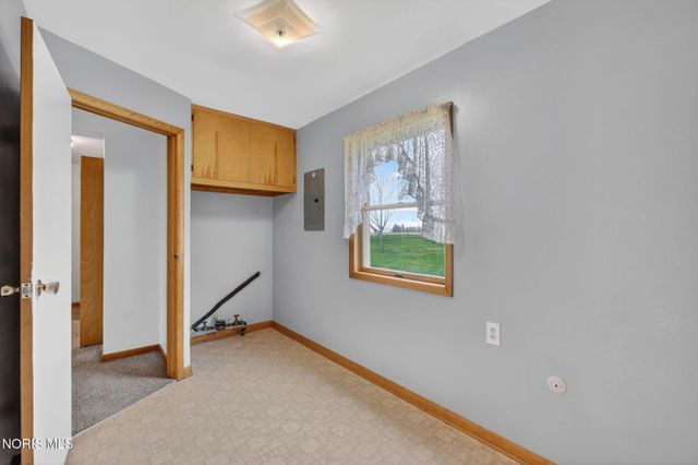 6237 Seaman Road, Oregon, OH 43616