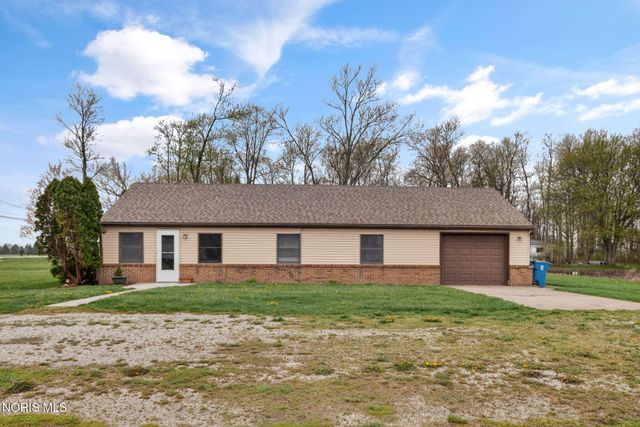 6237 Seaman Road, Oregon, OH 43616