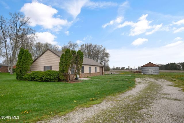6237 Seaman Road, Oregon, OH 43616