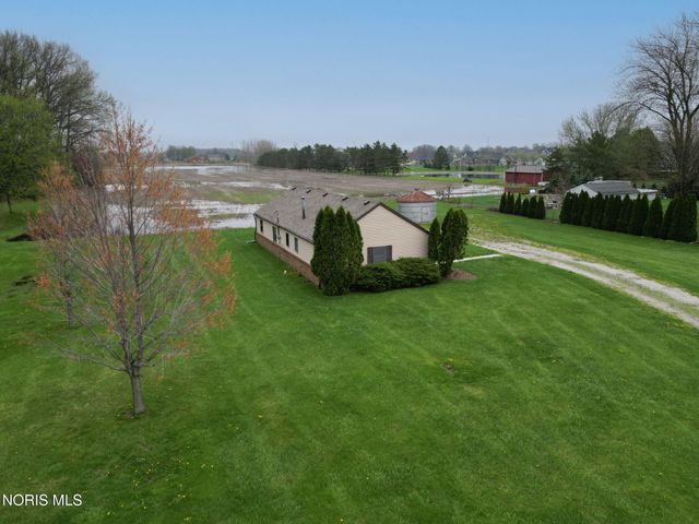 6237 Seaman Road, Oregon, OH 43616