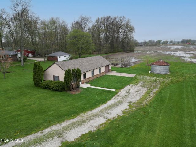 6237 Seaman Road, Oregon, OH 43616