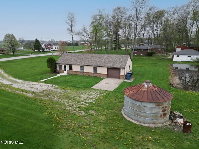 6237 Seaman Road, Oregon, OH 43616