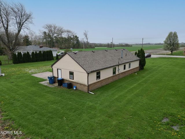 6237 Seaman Road, Oregon, OH 43616