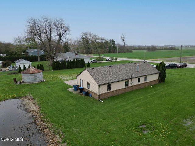 6237 Seaman Road, Oregon, OH 43616