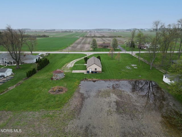 6237 Seaman Road, Oregon, OH 43616