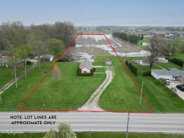 6237 Seaman Road, Oregon, OH 43616