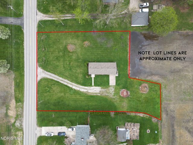 6237 Seaman Road, Oregon, OH 43616