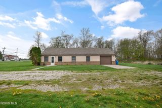 6237 Seaman Road, Oregon, OH 43616
