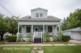 1101 S Farragut Street, Bay City, MI 48708