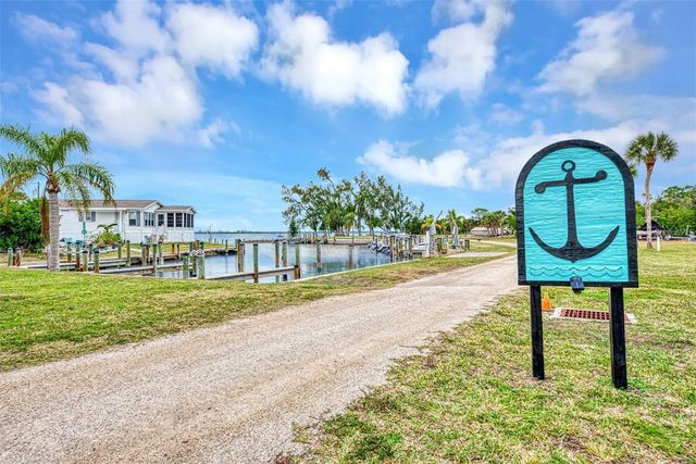 7500 PARK POINTE DRIVE 52, Englewood, FL 34224