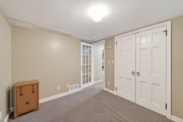1068 Summit Avenue, South Saint Paul, MN 55075