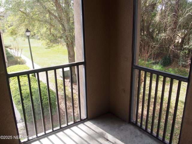 12301 KERNAN FOREST Boulevard, 503, Jacksonville, FL 32225