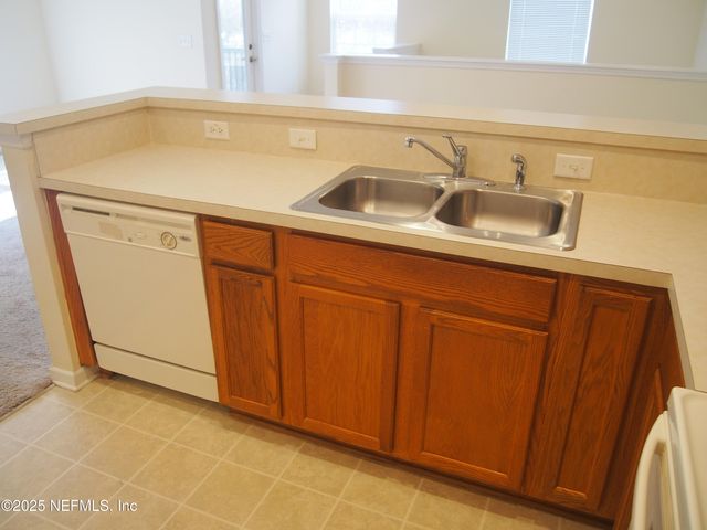 12301 KERNAN FOREST Boulevard, 503, Jacksonville, FL 32225
