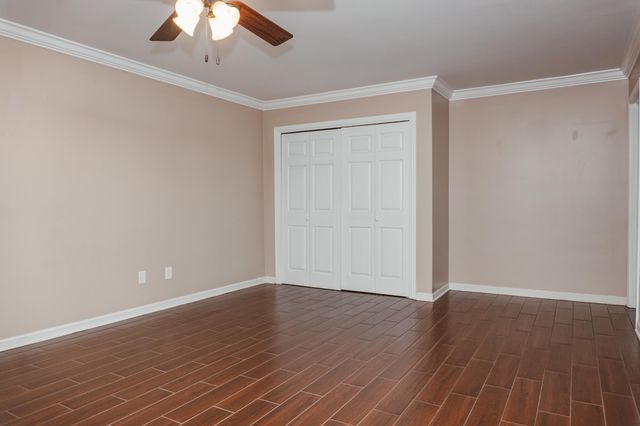 16 Mariners Lane, Mary Esther, FL 32569