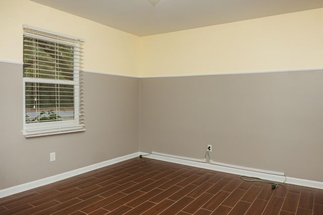 16 Mariners Lane, Mary Esther, FL 32569