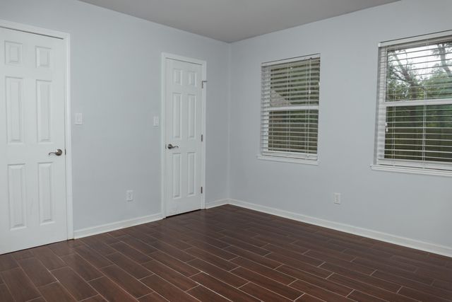 16 Mariners Lane, Mary Esther, FL 32569