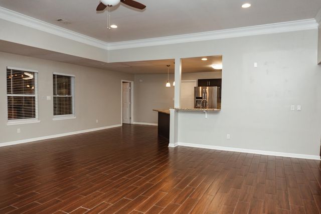 16 Mariners Lane, Mary Esther, FL 32569