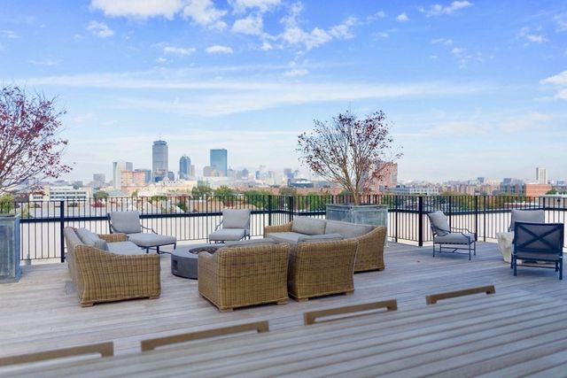 1467 Tremont 202, Boston, MA 02120