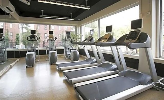 1467 Tremont 202, Boston, MA 02120
