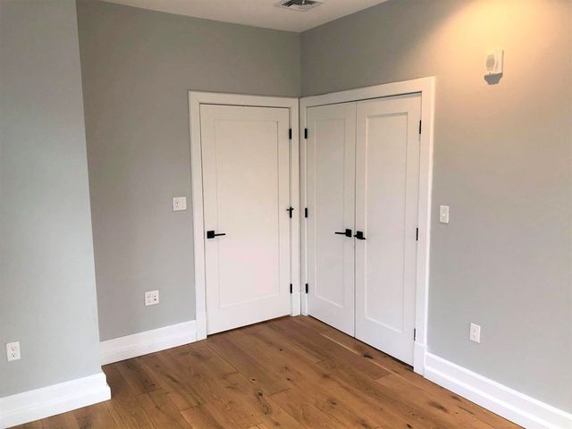 1467 Tremont 202, Boston, MA 02120