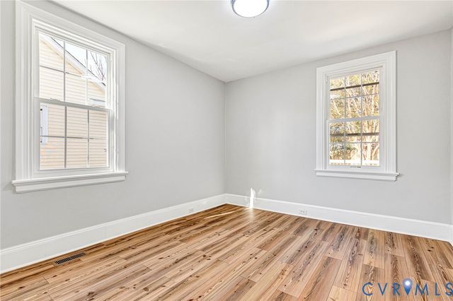 2110 Maplewood Rd, Henrico, VA 23228