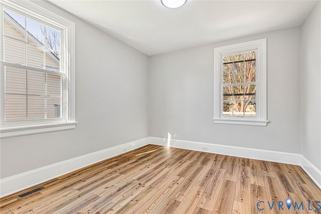 2110 Maplewood Rd, Henrico, VA 23228