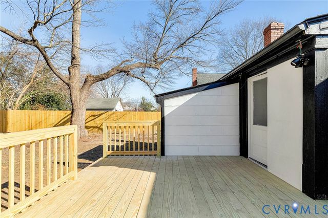 2110 Maplewood Rd, Henrico, VA 23228