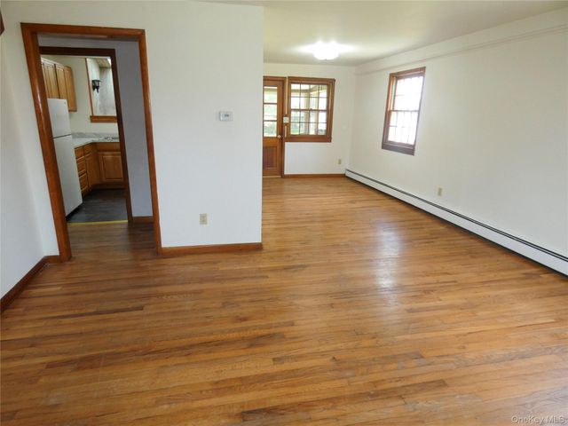 1 Bridge Street, Wallkill, NY 12589