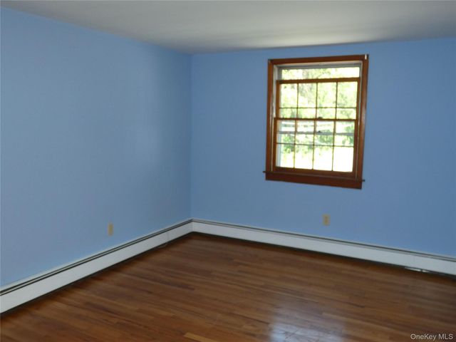 1 Bridge Street, Wallkill, NY 12589
