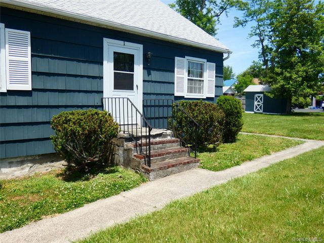 1 Bridge Street, Wallkill, NY 12589